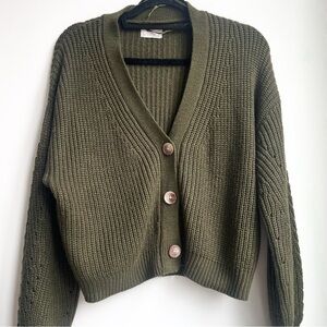 Poof Apparel Chunky Knit V-Neck Cropped Cardigan Sweater - Olive Green - Size L